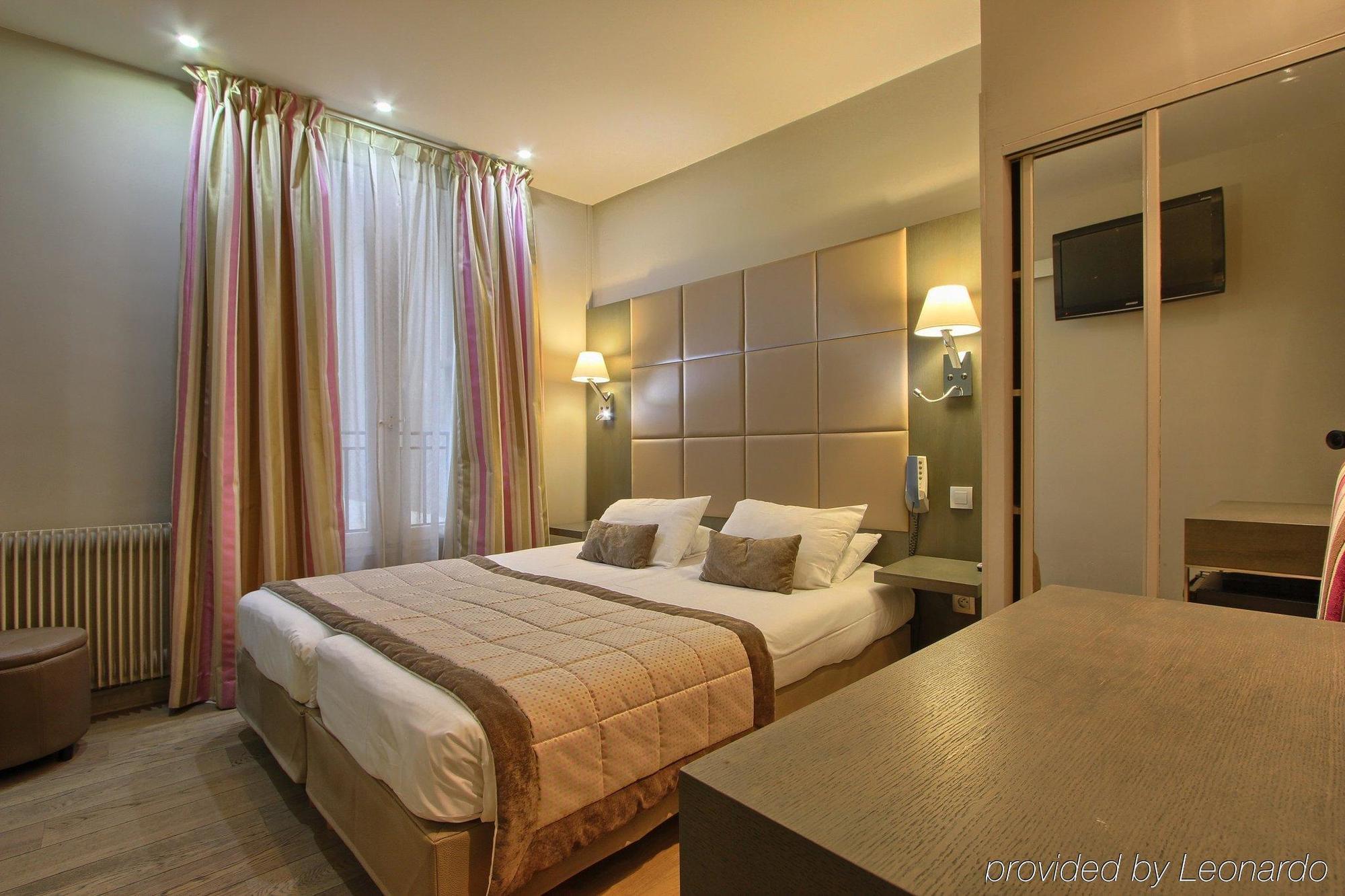 Villa Margaux Opera Montmartre Paris Room photo